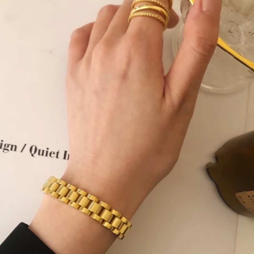 Gold Chunky Watchband Link Bracelet